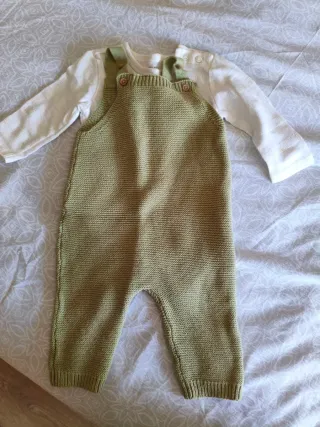 LOTE 12 CONJUNTOS bebe niño. 0-3 meses. De MARCAS.