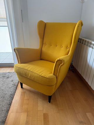 Paraorecchie in tessuto giallo