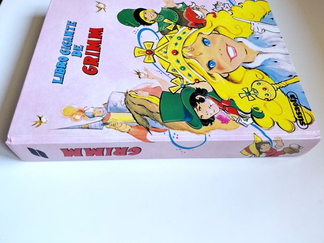 Libro Gigante de Grimm