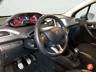 Peugeot 208 5P STYLE 1.4 HDi 68