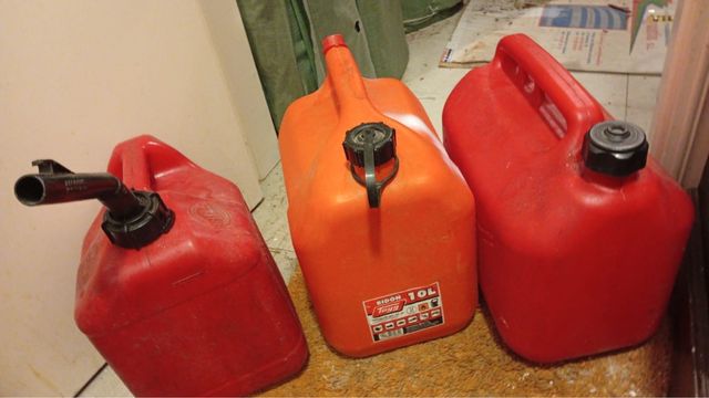 Bidones de gasolina 3 unidades