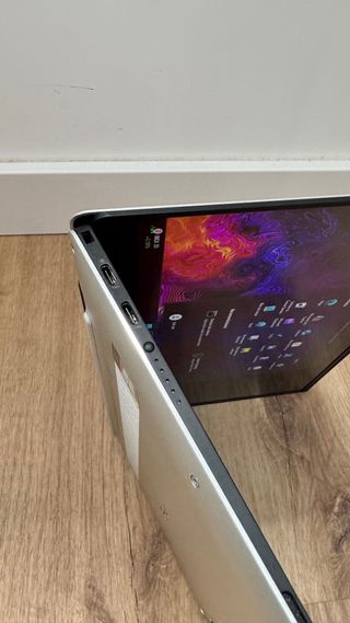Dell XPS 13 i7 10th /16 RAM/ 512 SSD /
Wifi6 /Win1