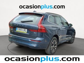 Volvo XC60 B4 D Momentum Pro Auto 145 kW (197 CV)