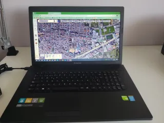 Portátil Lenovo 17 i7