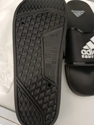 Chanclas Adidas Negras. Mejor para talla 40
