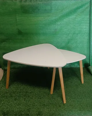 Mesitas auxiliares triangulares madera
