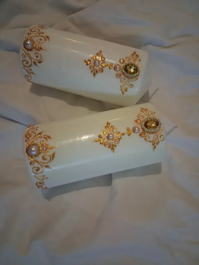 Velas decoradas oro y perlas