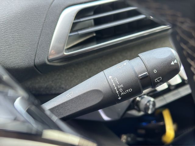 Peugeot 3008 1.5 BlueHDi 96kW (130CV) S&S Allure