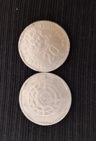2 Monedas Portugal 20 Escudos