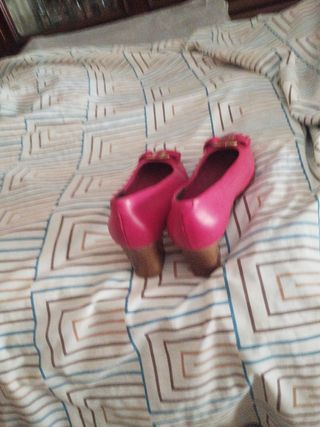 Zapatos Maria   Jaén rojo y dorado
