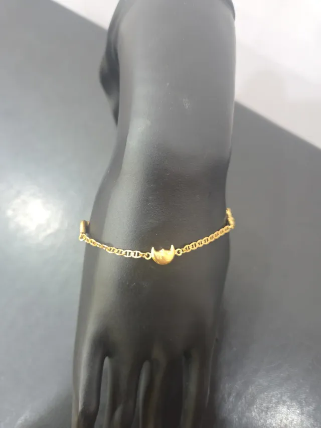 Pulsera oro 18k con 3 lunas