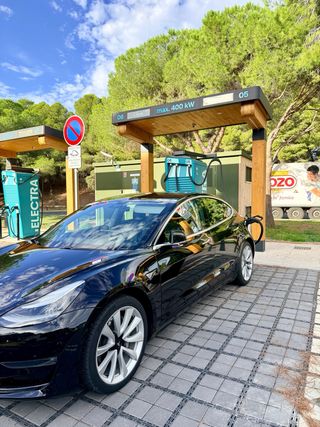 Tesla Model 3 2020