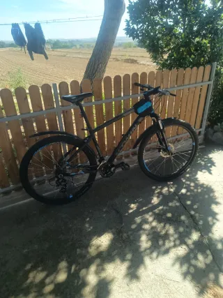 Bicicleta B-Twin RockRider 520 27.5