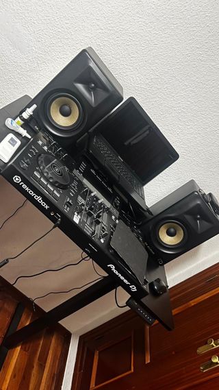 combo Controladora DJ Pioneer XDJ-RR