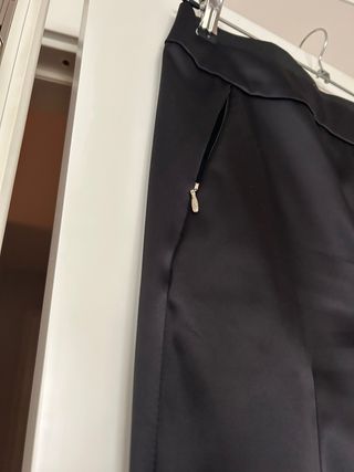 Pantalón H&M Raso Pitillo Negro