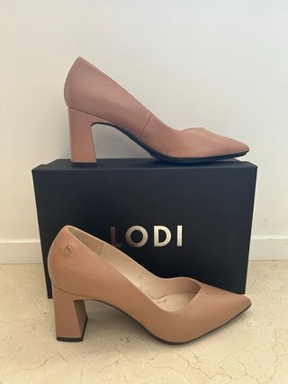 Zapatos Lodi Beige Tacón Bloque