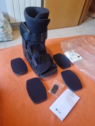 Bota Ortopédica Walker,  Xcel Trax.