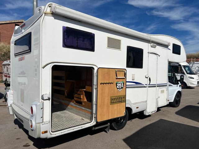 Ford CI Año 2009 - 28.500€