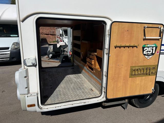 Ford CI Año 2009 - 28.500€