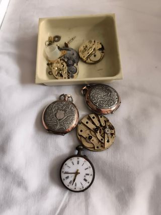 Relojes de bolsillo antiguos,dos cajas de plata