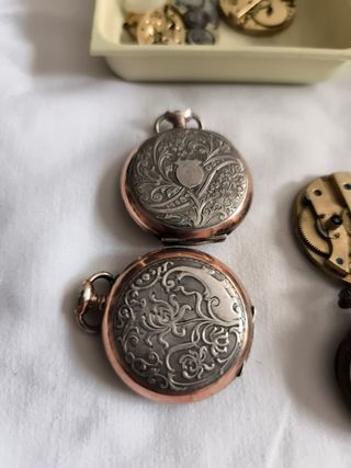 Relojes de bolsillo antiguos,dos cajas de plata
