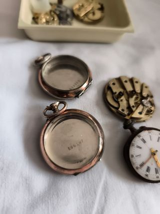 Relojes de bolsillo antiguos,dos cajas de plata