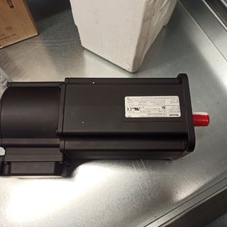 Motore REXROTH MKD071B-GG0-KN