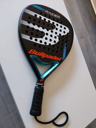 Bullpadel Raider Pala de Pádel.