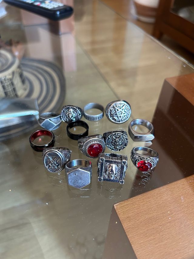 Lote de Anillos Estilo Gótico y Punk