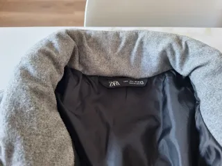 Cazadora Zara gris hombre