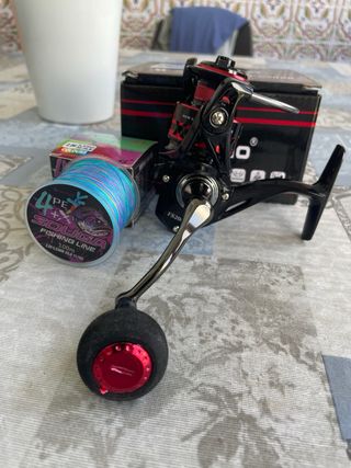 Carrete 2000 + Hilo Trenzado Colores