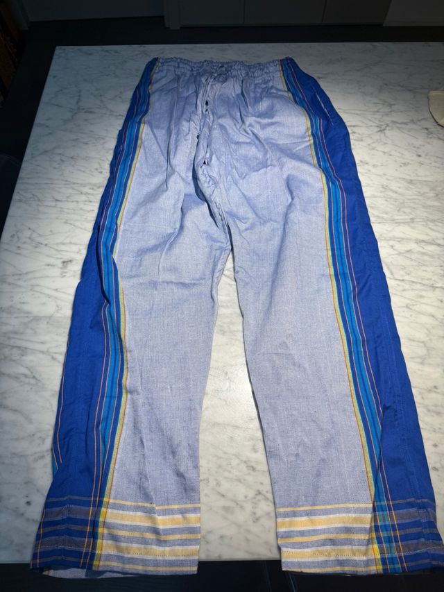 Pantaloni morbidi azzurri e blu