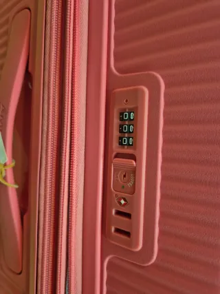 American Tourister Soundbox Spinner L Expandible