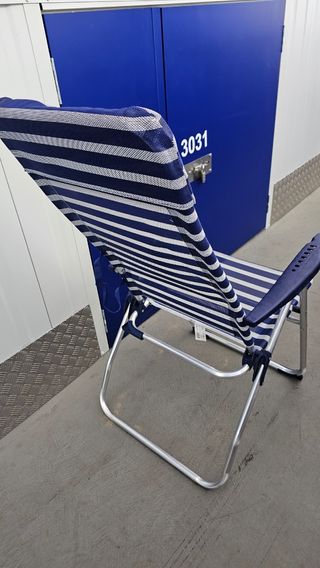 Silla de playa plegable nueva, solo venta en mano.