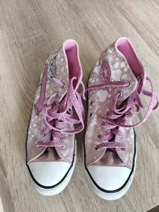 Converse niña beige y rosa