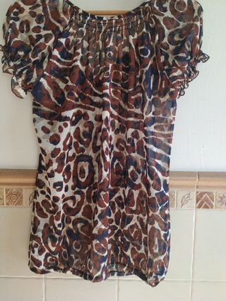 Blusa estampada manga corta