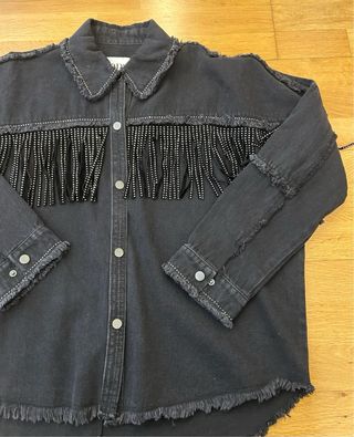 Cazadora Zara Negra con Flecos y Pedrería