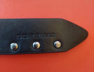 Cintura uomo ecopelle nera fibbia argento