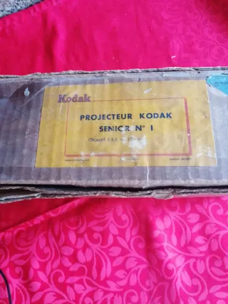 Projetor Kodak Senior N 1 bege