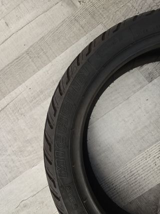 Neumático 120/70-14 USADO
MICHELIN 