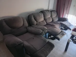 Sofá de 3 plazas y sillón

