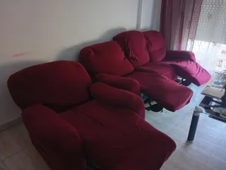 Sofá de 3 plazas y sillón

