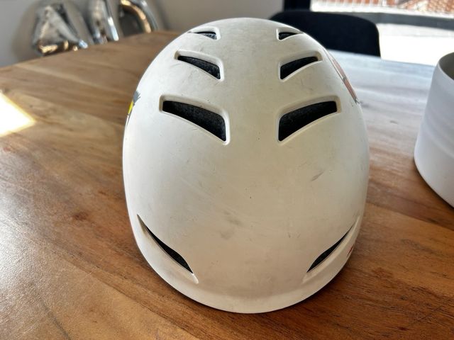 Casco Infantil Alpina Patos Piratas y Pato Donald