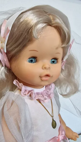Muñeca Carolin Primera Comunión, Famosa, años 80