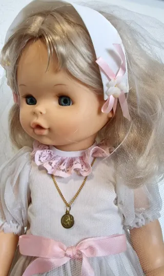 Muñeca Carolin Primera Comunión, Famosa, años 80