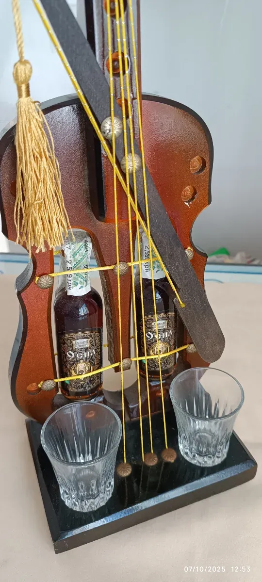 Violino Minibar in Legno con Bicchierini VINTAGE