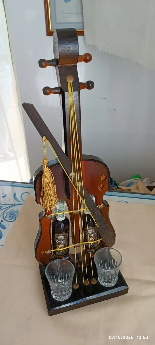 Violino Minibar in Legno con Bicchierini VINTAGE