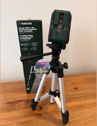 Nivel laser de lineas cruzadas con tripode