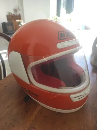 Casco moto NZI infantil naranja Talla XS.