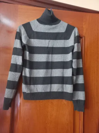 Jersey de cuello alto a rayas